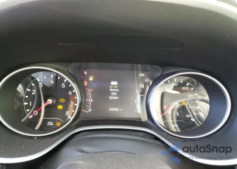 2018 Jeep Compass Limited из США, поврежденный, VIN 3C4NJDCB2JT185776